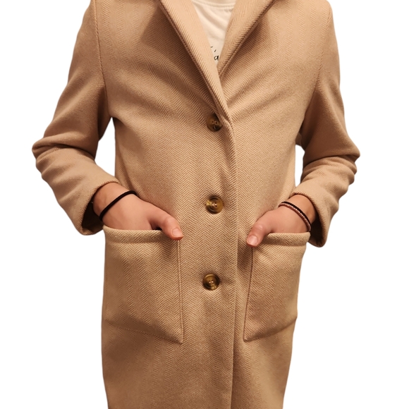 Children's coat, brand Shein,size 10,color cream ,in excellent condition - Picture 4 of 6